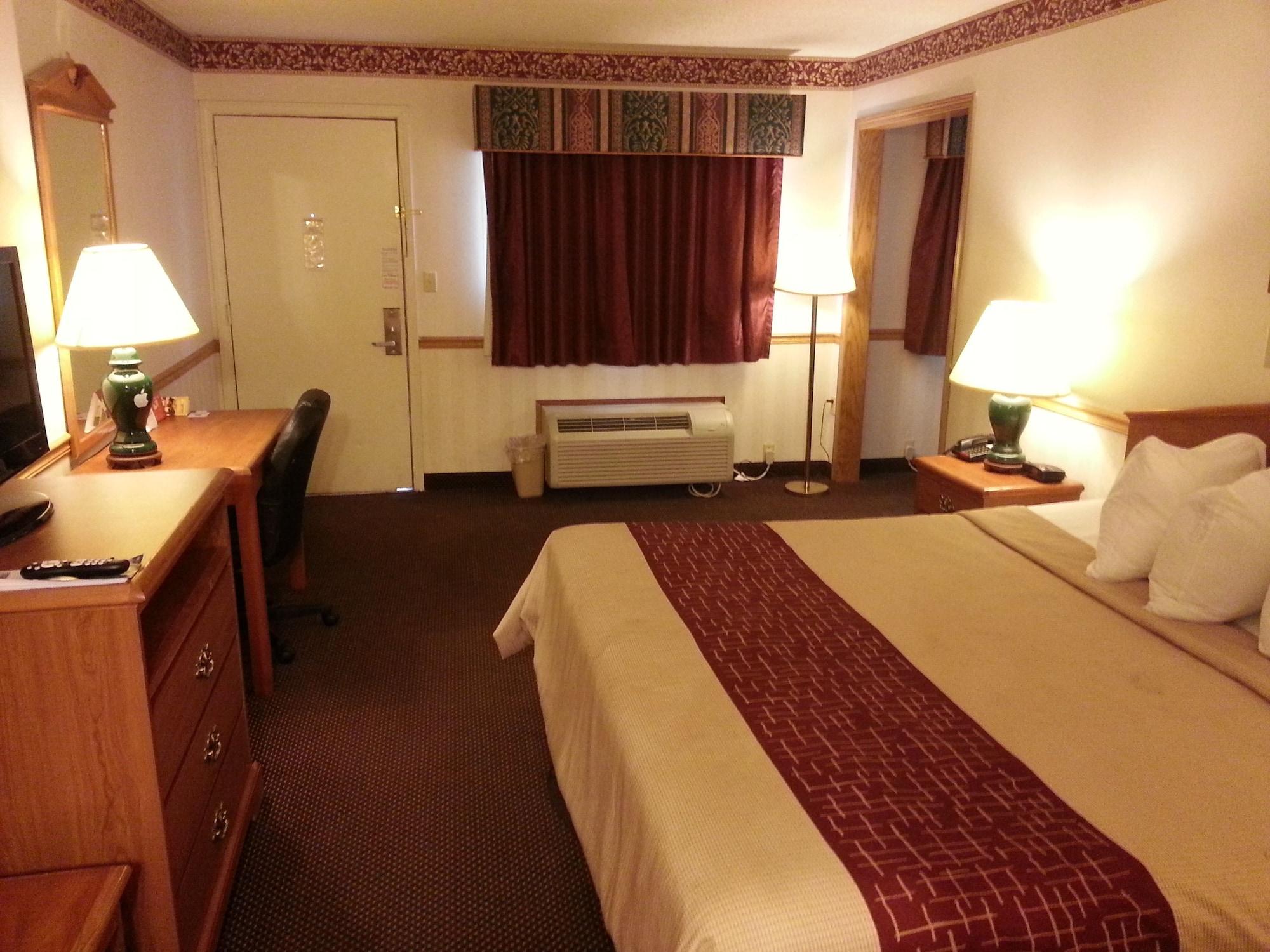 Days Inn & Suites By Wyndham Monroe Buitenkant foto