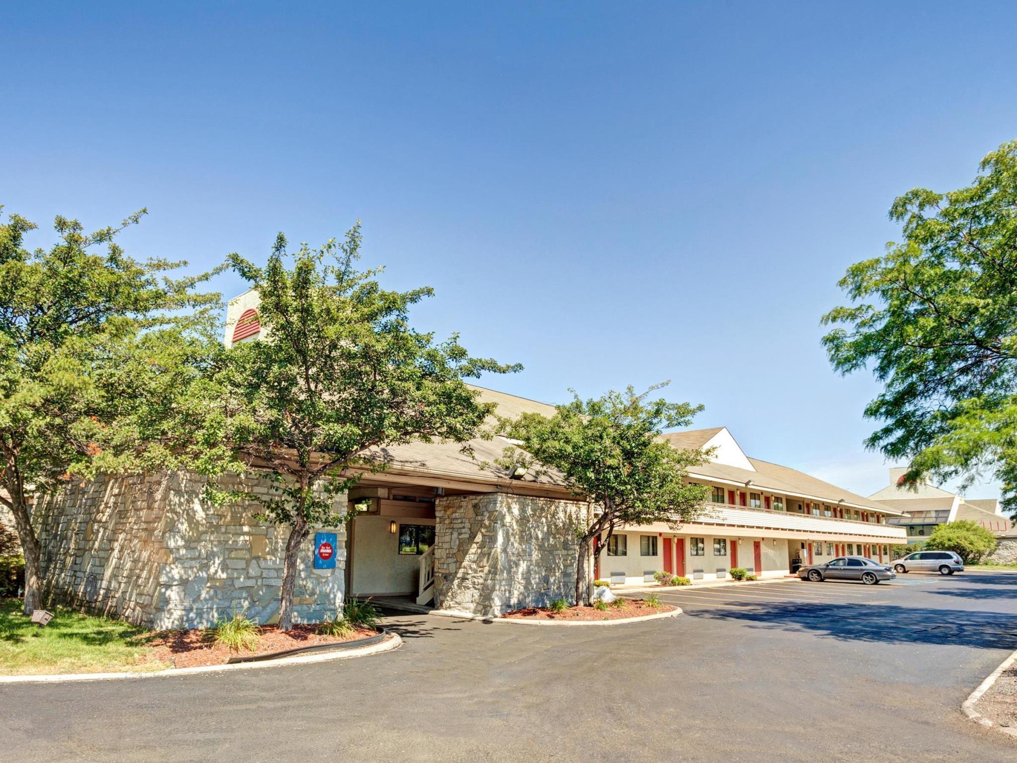 Days Inn & Suites By Wyndham Monroe Buitenkant foto