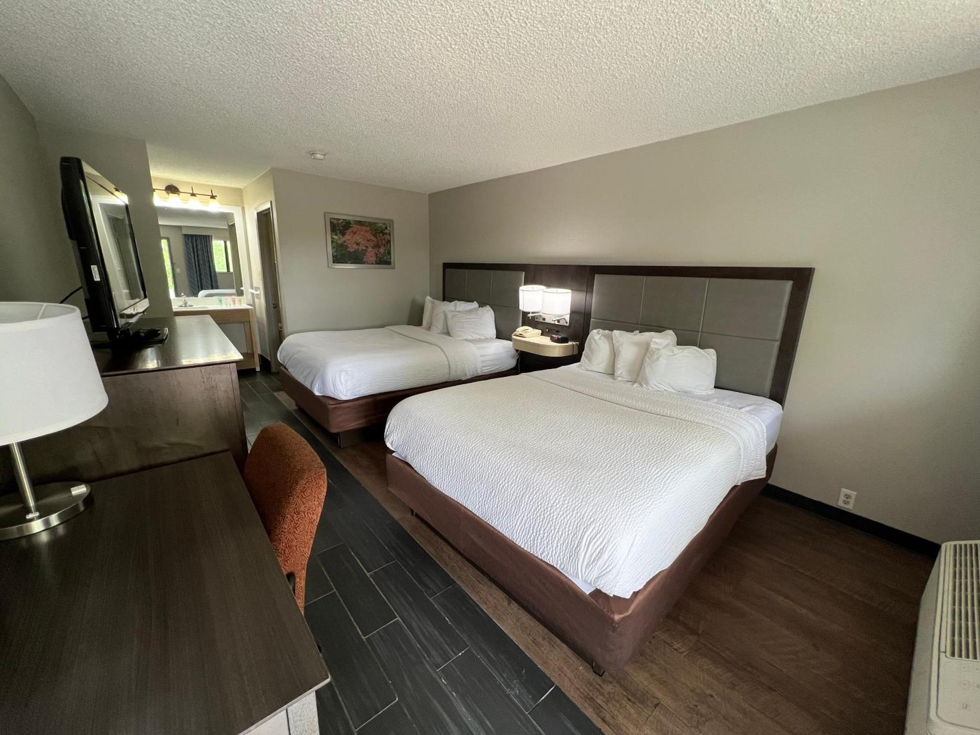 Days Inn & Suites By Wyndham Monroe Buitenkant foto