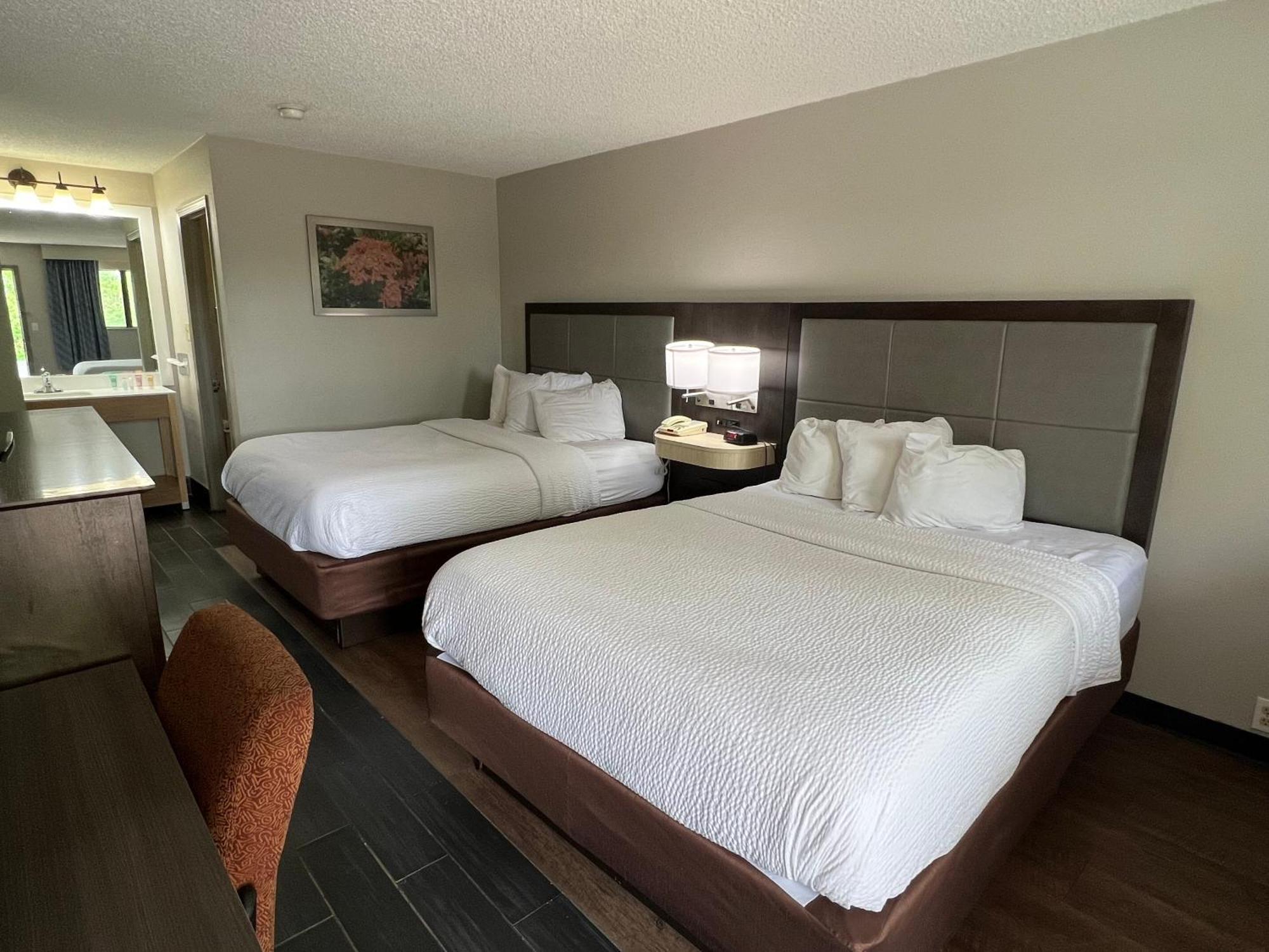 Days Inn & Suites By Wyndham Monroe Buitenkant foto