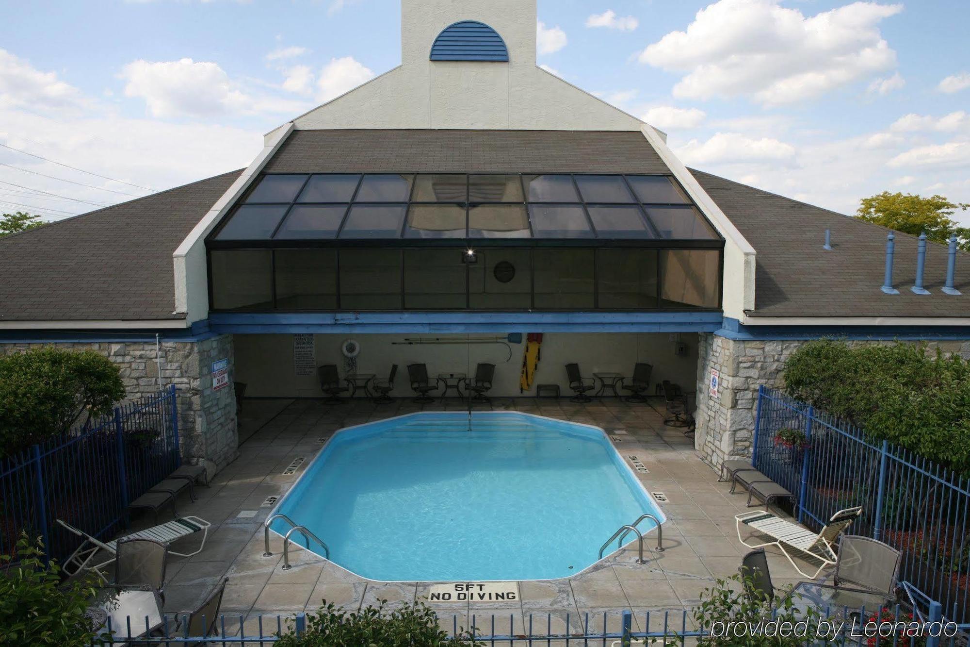Days Inn & Suites By Wyndham Monroe Buitenkant foto